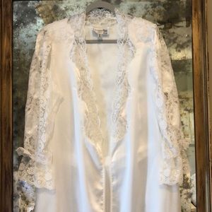Christian Dior white robe
